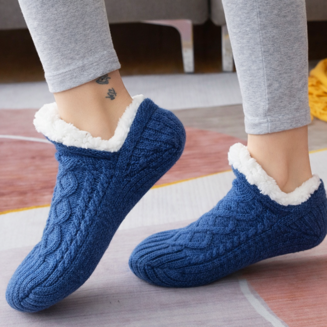 [블루밍 가든] 미끄럼방지 도톰한 보온털양말 남녀공용 수면양말 겸 털실내화