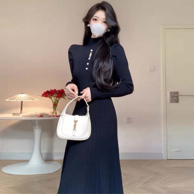 TKX 여성 니트 롱 원피스 롱슬리브 하이넥 슬림핏 가을 겨울 빅사이즈 A라인