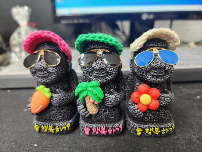 Jeju(제주) 돌하르방(코바늘 모자) 늘 행복하기 장식인형(4cm x 8cm) 랜덤 1종