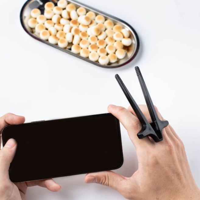 게임용 과자집게 손가락 젓가락 핸즈프리, 그레이, 1개