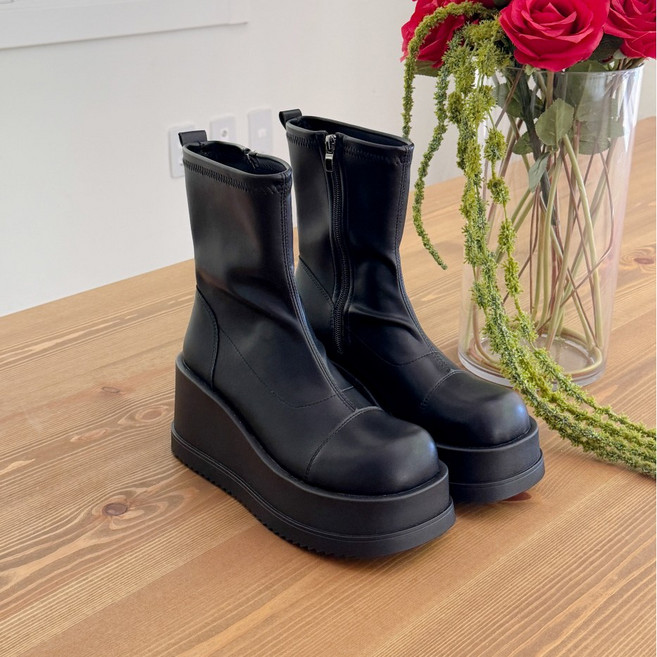 슈뿐 스판 삭스 인사이드 지퍼 둥근코 발편한 통굽 키높이 앵클부츠(7cm)