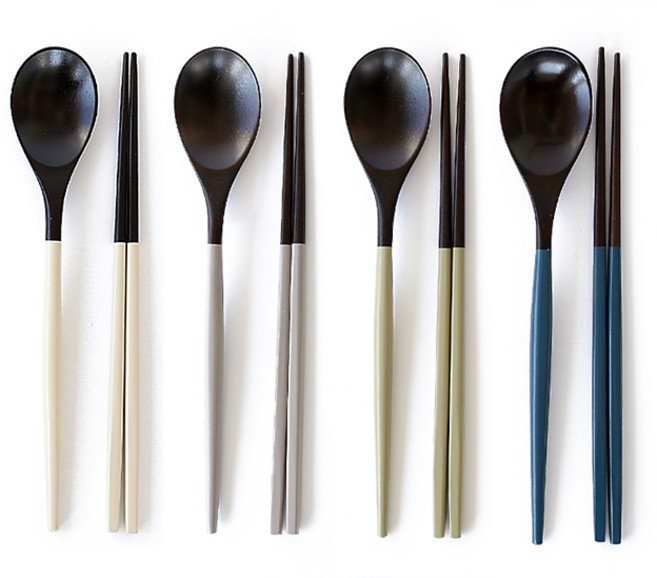 디온 블랙 마카롱 옻칠 나무 수저 세트, 1세트, 블랙 마카롱 수저세트, 4인 A(아이보리1개+그레이1개+올리브1개+블루1개)