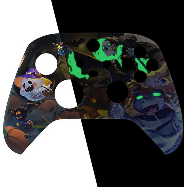 EXtremeRate Glow in Dark Shell for Xbox Series X & S Controller - Unleash Your Style Halloween Can, 야광 - 할로윈 캔디 나이트