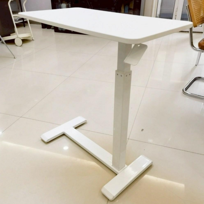 IKEA代購 BOLLSIDAN 升降桌 筆記型電腦桌 筆電桌 升降式邊桌 懶人桌 電腦桌 移動式桌子 床邊桌, 白色 BOLLSIDAN 升降桌 筆記型電腦桌