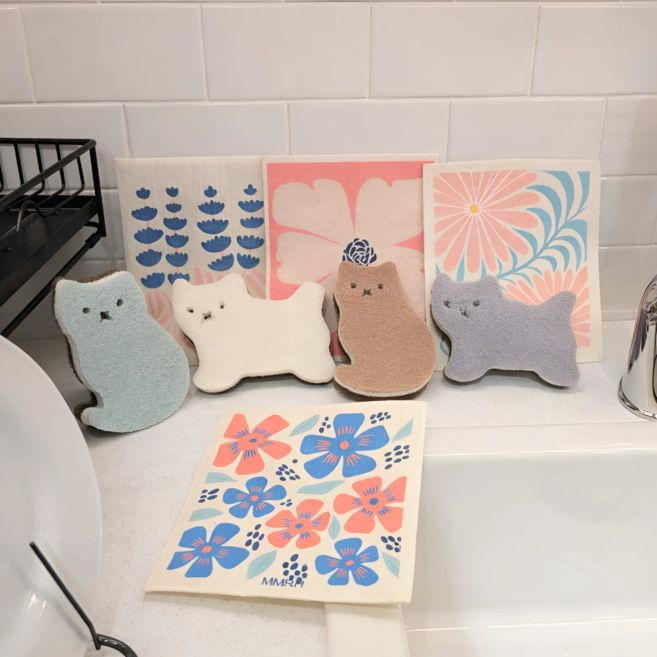 스위티 키친 키트 3겹 고양이 수세미 4P+ 셀룰로오스 행주 4P / 귀여운 고양이 모양 수세미와 감성 플라워 아트 행주로 예쁜 감성 주방 완성, 1개, 혼합색상