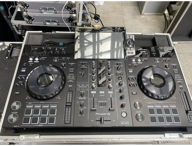 Pioneer DJ XDJ-RX3 臺灣公司貨, 1個
