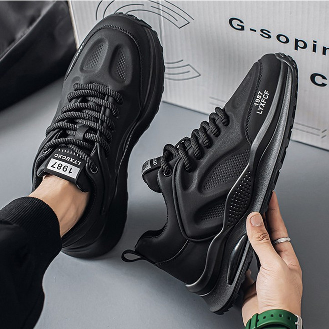 POMTOR 남자신발 캐주얼 스니커즈 통기 발편한 남자 운동화