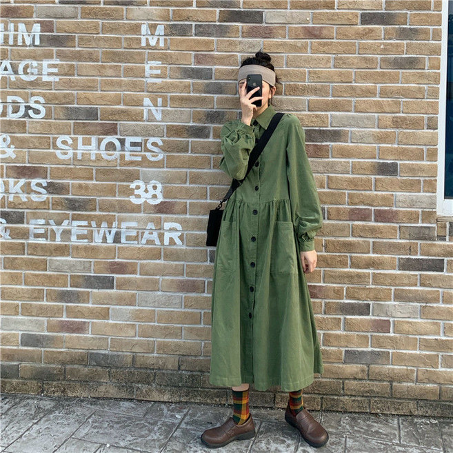 티류으스 여성 빈티지 코듀로이 원피스 카키색 허리 여밈 핏 긴팔 셔츠 원피스 가을 롱스커트 원피스 Z090403