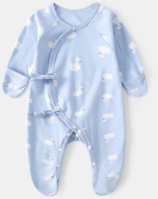 樂樂小舖 新生兒純棉長袖嬰兒連身裝 四季款包手包腳蝴蝶衣 藍天鵝 66碼