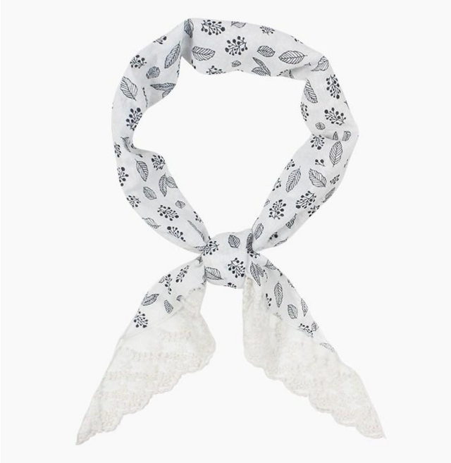 악세사리마켓 열매 동백꽃 까멜리아 나뭇잎 삼각 쁘띠 레이스 스카프