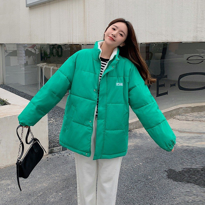 여성용 양면 면과 도톰한 하이넥 패딩 숏 오버핏 양면 패딩 점퍼 뉴타임즈 A306T186