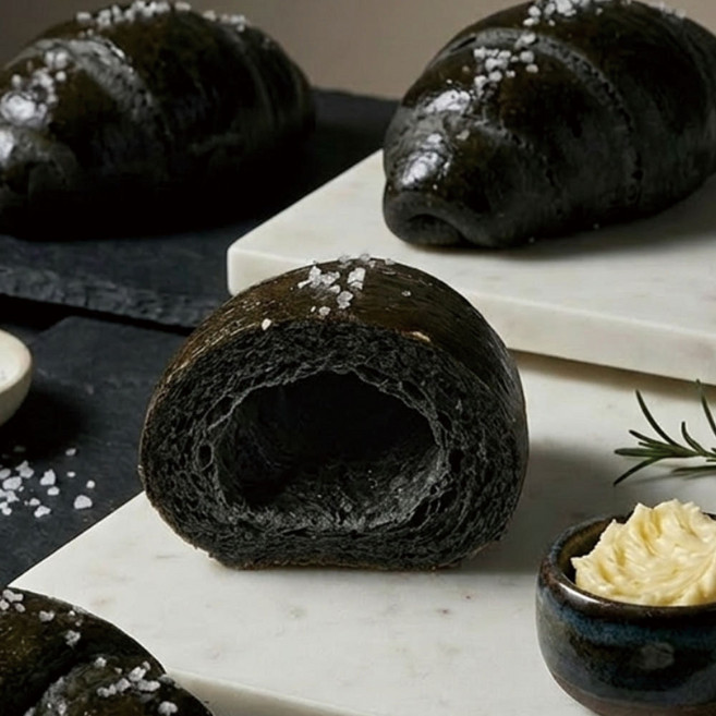 먹물 소금빵 냉동생지 90g x 20개입, 1개