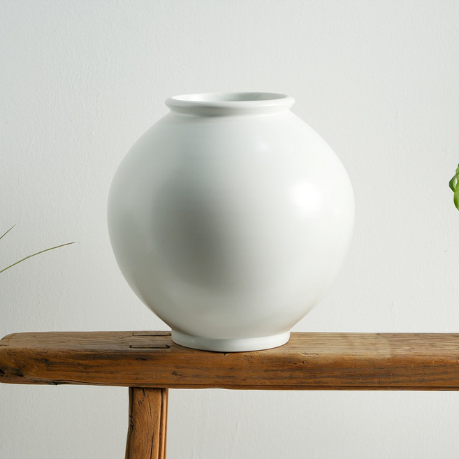 박수재 수공예 달항아리 무광 2호 돌상 소품 화병 풍수지리 22cm