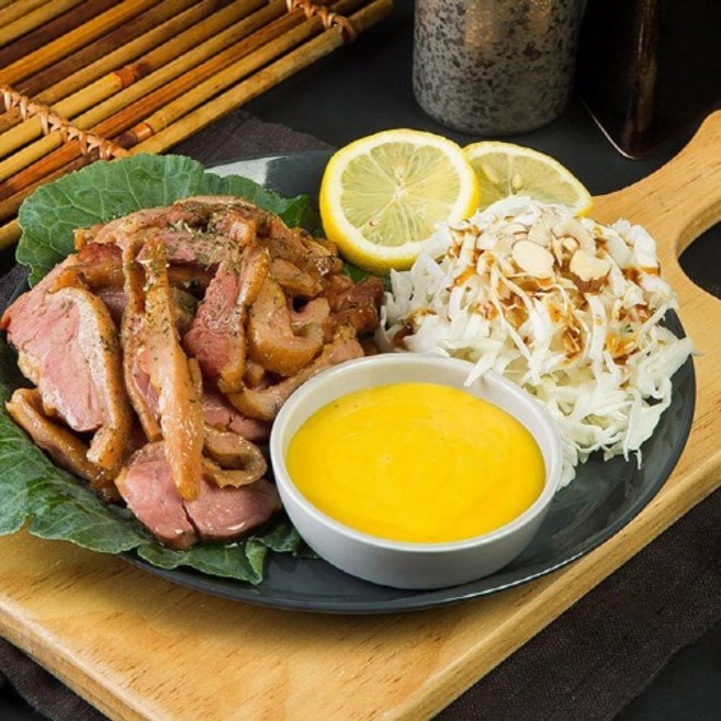 연잎숙성 무항생제 덕담골 유황오리 무첨가훈제오리 250g 2봉지 소포장 급식 납품용 오리훈제슬라이스, 2개