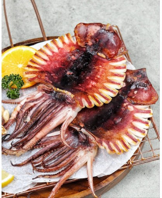 반건조 피데기 오징어 10마리 [원산지:원양산(대서양)], 1세트, [특대] 10마리(1.8kg 이상)
