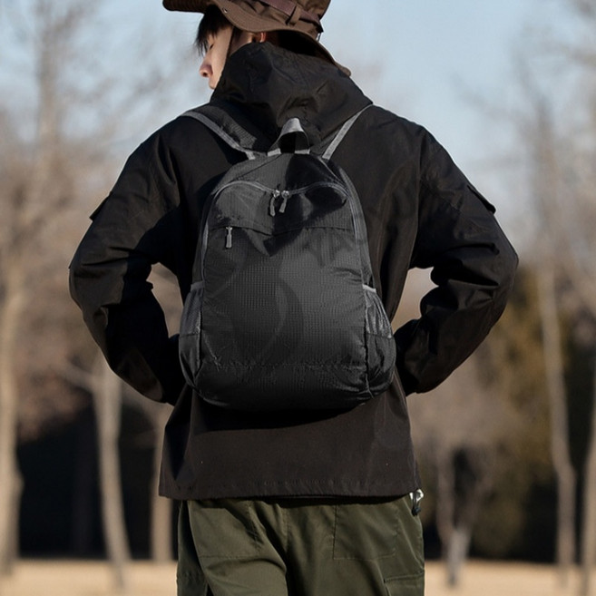 아웃도어 접이식 배낭 등산 가방 라이딩 백팩 초경량 대용량 휴대용 여행 데일리 캐주얼, 블랙