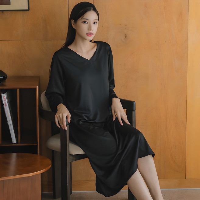 GLAM GONGGAM 女款Jane蜜桃絨V領長袖居家服長版連身睡衣