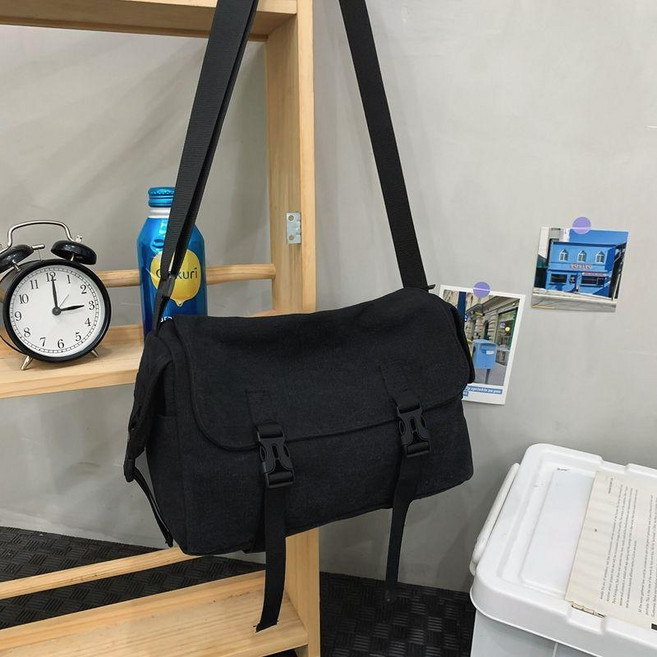 男士帆布郵差包，大容量單肩斜挎包，工裝通勤包, 加厚黑色