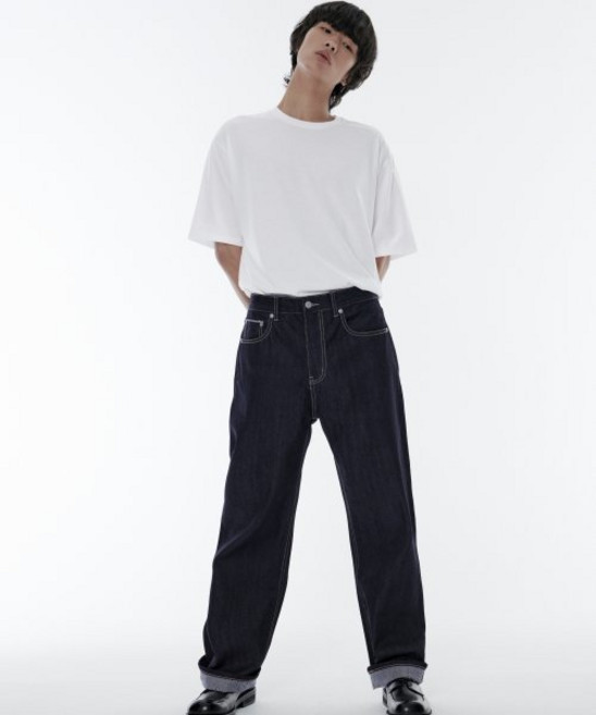 무신사 스탠다드 셀비지 레귤러 핏 데님 팬츠 딥 인디고 497160