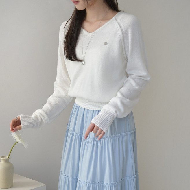 데일리앤 메리 여리핏 브이넥 나그랑 세미 크롭 봄 여성 긴팔 니트 티셔츠