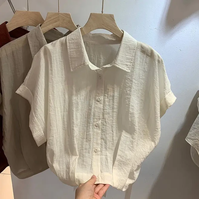 CAPPEAK 루즈핏 반팔 셔츠 여성용 롤업 슬리브 디자인 여름 안티에이징 패셔너블 탑 스몰 아우디언스 디자인
