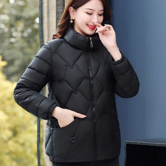 가을 겨울 중년 여성 빅사이즈 숏 패딩 슬림핏 방한 노년 패션 하이넥 집업 보온 텍스처 심플