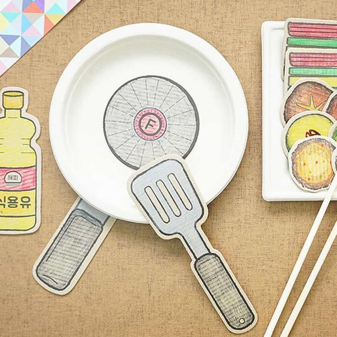 혜명잡화마트 명절 전부치기 놀이(4인용) 골지놀이 종이음식놀이 명절놀이 종이공예장난감 명절체험놀이