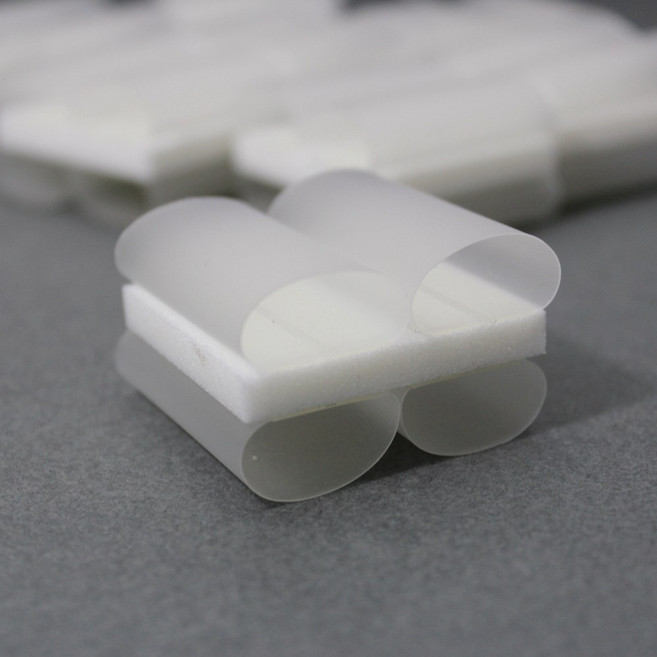 창틈이 잘라쓰는 풍지판 벌레차단 틈막이 창문 틈새막이 외풍 먼지 소음, 1개, 10cm