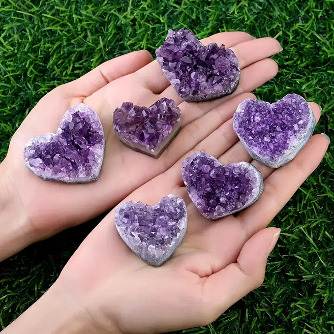 紫水晶心形晶簇擺件 精緻家居裝飾品 尺寸約4-5公分 重量50-70克, 紫水晶,5-6釐米