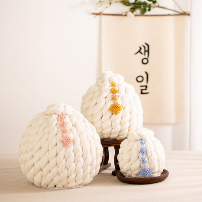 [데코봉봉] 전통 실타래 (매듭 장식)-타래실 시침실 이불실 백일상 돌상, 옐로우, 중, 1개