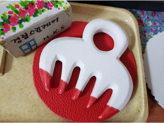 테라브러쉬 미용괄사 얼굴바디 도자지 두피마사지기, 1개