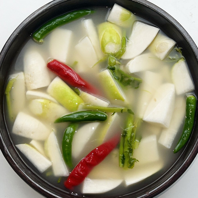 국내산 동치미 김치 아삭하고 깔끔한 시원한 맛, 2kg, 1개