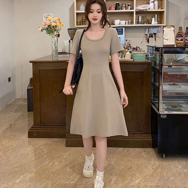 VVRR 여성 슬림핏 미디 스퀘어넥 허리밴딩 A라인 순색의 반팔 원피스 W0051602