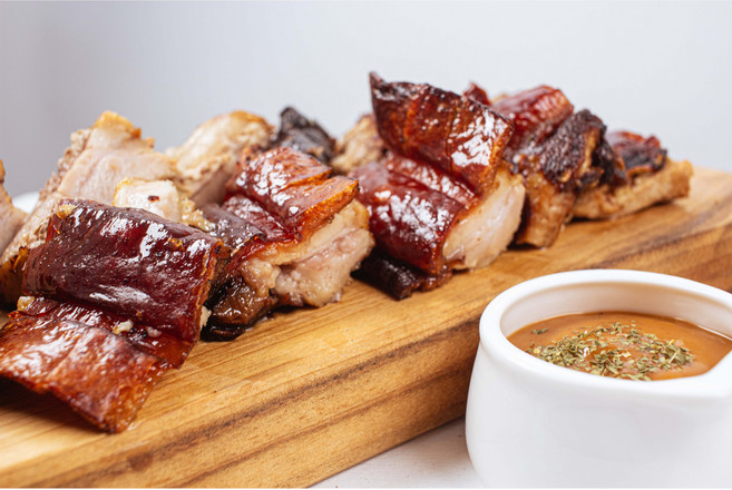 바삭바삭 오겹살 포르케타 + 치폴레 소스 (크리스피 오겹살)초벌, 1개, 450g