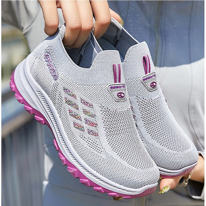 오늘코디 여성 슬립온 운동화 워킹화 경량 쿠션 편한신발 스니커즈 S2009