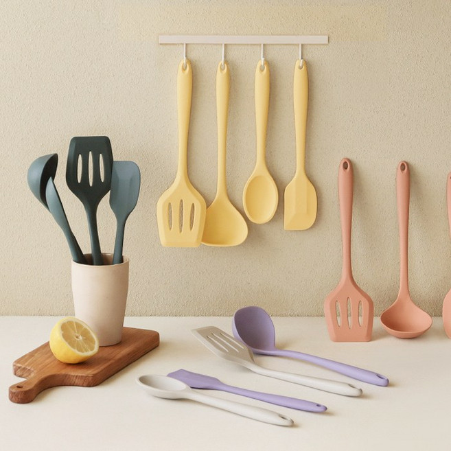 lilive 실리콘 조리도구 4종, 요리스푼 + 스파츌라 + 뒤집개 + 국자, 버터옐로우, 1세트