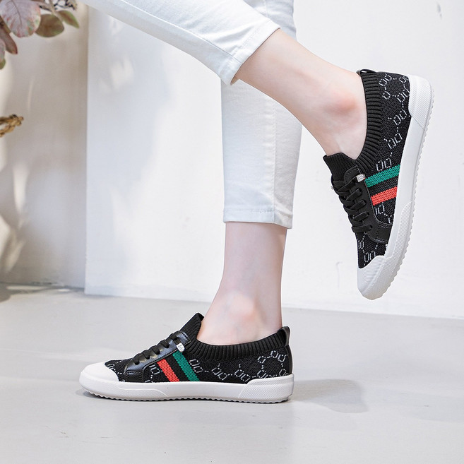 여성 니트 스판 운동화 발편한 스니커즈