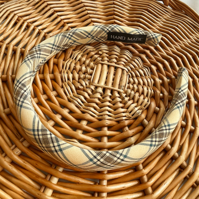 MOOLDN 데일리 핸드메이드 체크 볼륨 쿠션 헤어밴드 머리띠 (2colors)