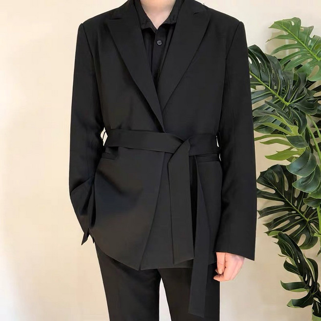 Gshop. 腰帶西裝外套 男士修身休閒小西服