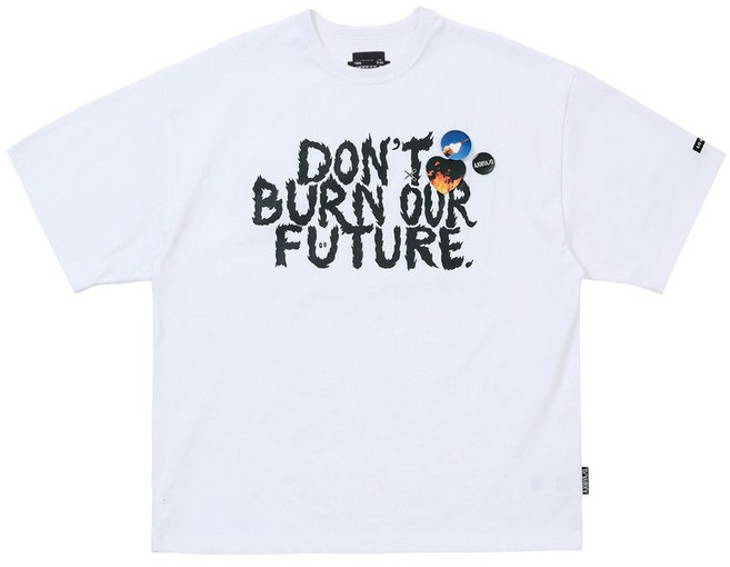 아조바이아조 AJOBYAJO PBA DBOF Logo T-Shirt WHITE