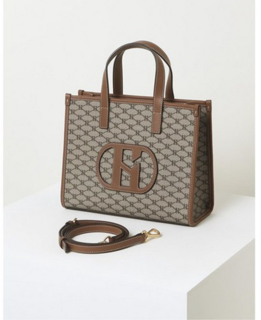 [HAZZYS] 헤지스 여성 H 소가죽 패치 시그니처 패턴 카키 토트백 겸 숄더백 M