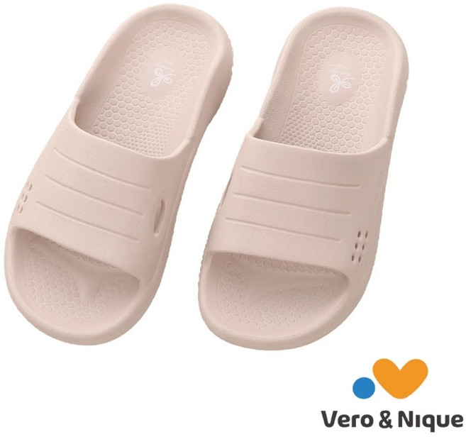 Vero & Nique 類氣墊拖鞋