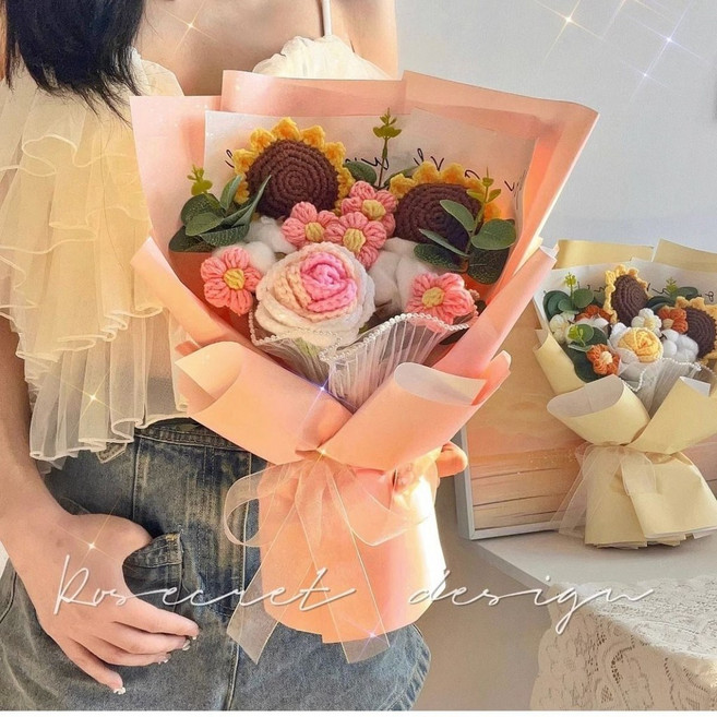 Rossecret design 針織花束 向日葵造型, 中花束向日葵粉【送禮袋+燈+賀卡】, 1個