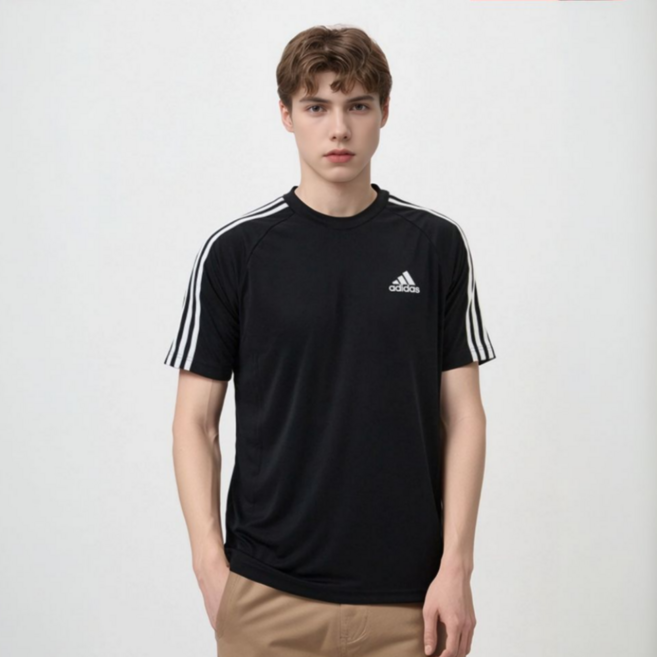 아디다스 클래식 로고 남성 반팔 티셔츠