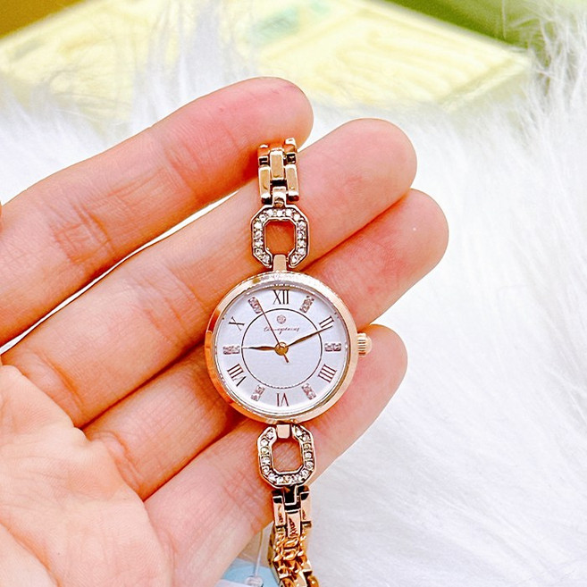 OST BEST MD 오에스티 손목 얇은 느낌 들게 하는 여성용 큐빅 밴드 메탈 시계 OTW120918TPP