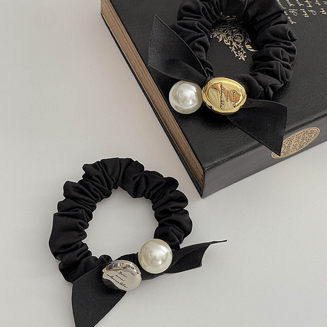 어반이즈 그레이스 진주 라벨 헤어 스크런치 2종세트