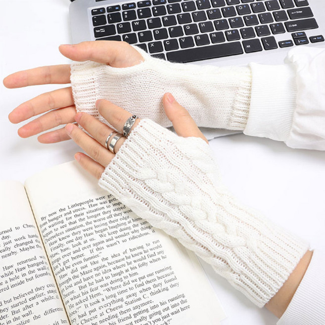 인밸 겨울 손워머 겨울 꽈배기 핸드워머 방한 니트 반장갑 손가락 장갑