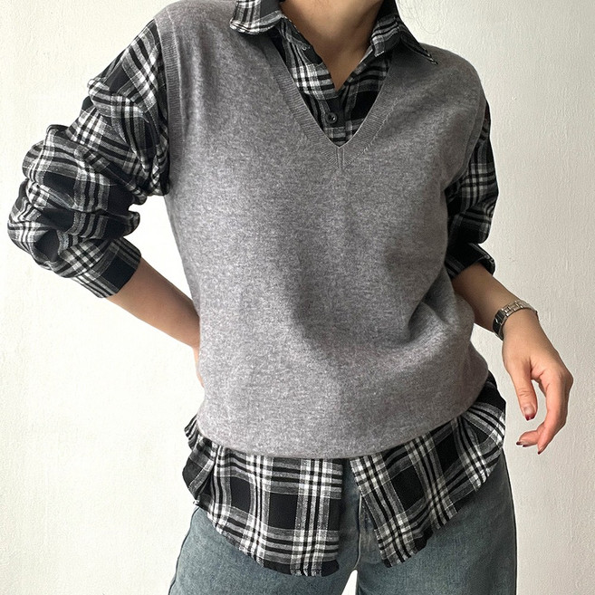 네모엔룩 브리티홀가 여성용 홀가먼트 무봉제 레이어드 이너 블렌디드 반목 브이 민소매 베스트 니트