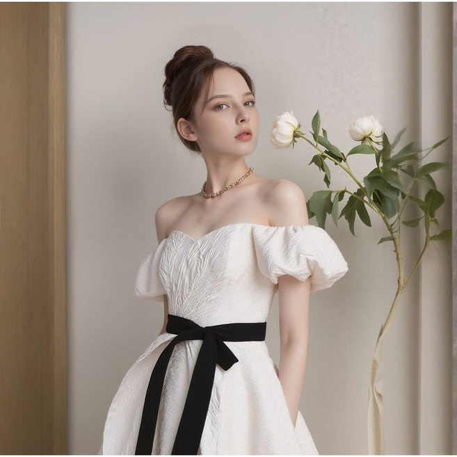 결혼식 2부 드레스 피로연 연회장 돌잔치 맘 빈티지 레트로 브라이덜샤워 스몰웨딩