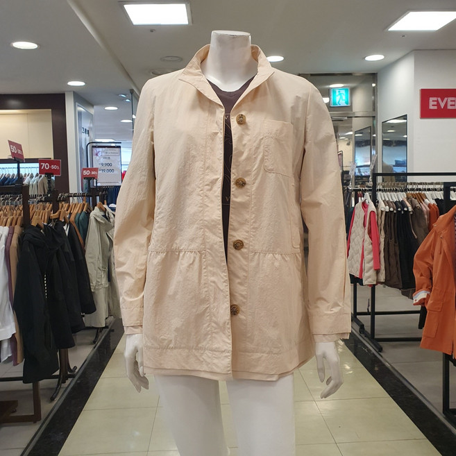 샤트렌 자켓형 점퍼 카라변형 힙덮는 미디기장 간절기부터 여름 까지 착용하는 홑겹 아우터